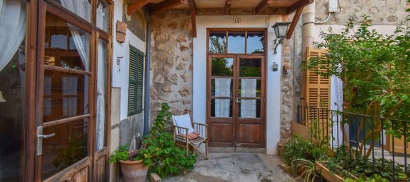 2 Schlafzimmer Haus in Soller, Spain, Nr. 167959 2