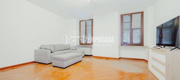 2 Schlafzimmer Wohnung in Vigevano, Italy, Nr. 335074 11