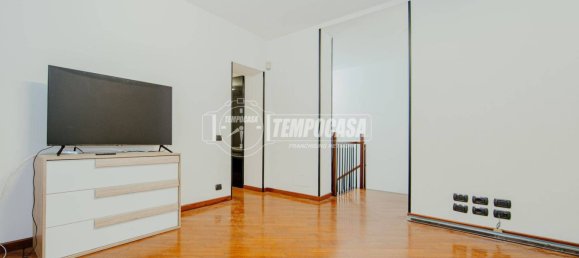 2 Schlafzimmer Wohnung in Vigevano, Italy, Nr. 335074 13