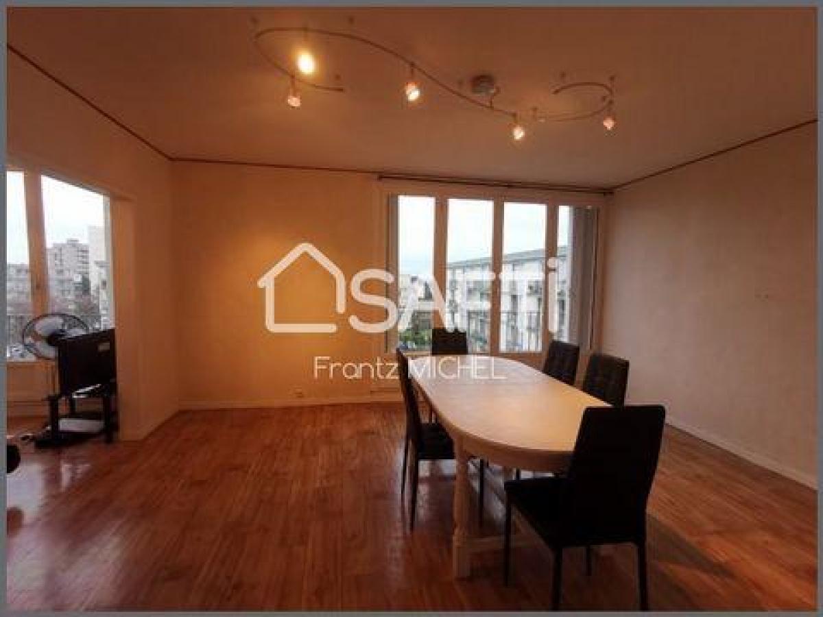 2 غرف نوم شقة في Caen, France رقم 27177