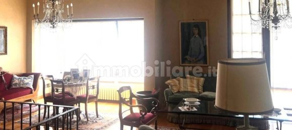 9 rooms Apartment in Parma, Italy No. 3591 7