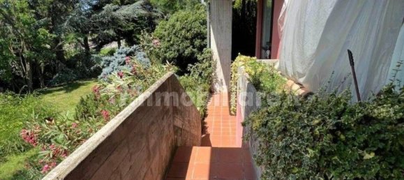 9 rooms Apartment in Parma, Italy No. 3591 36