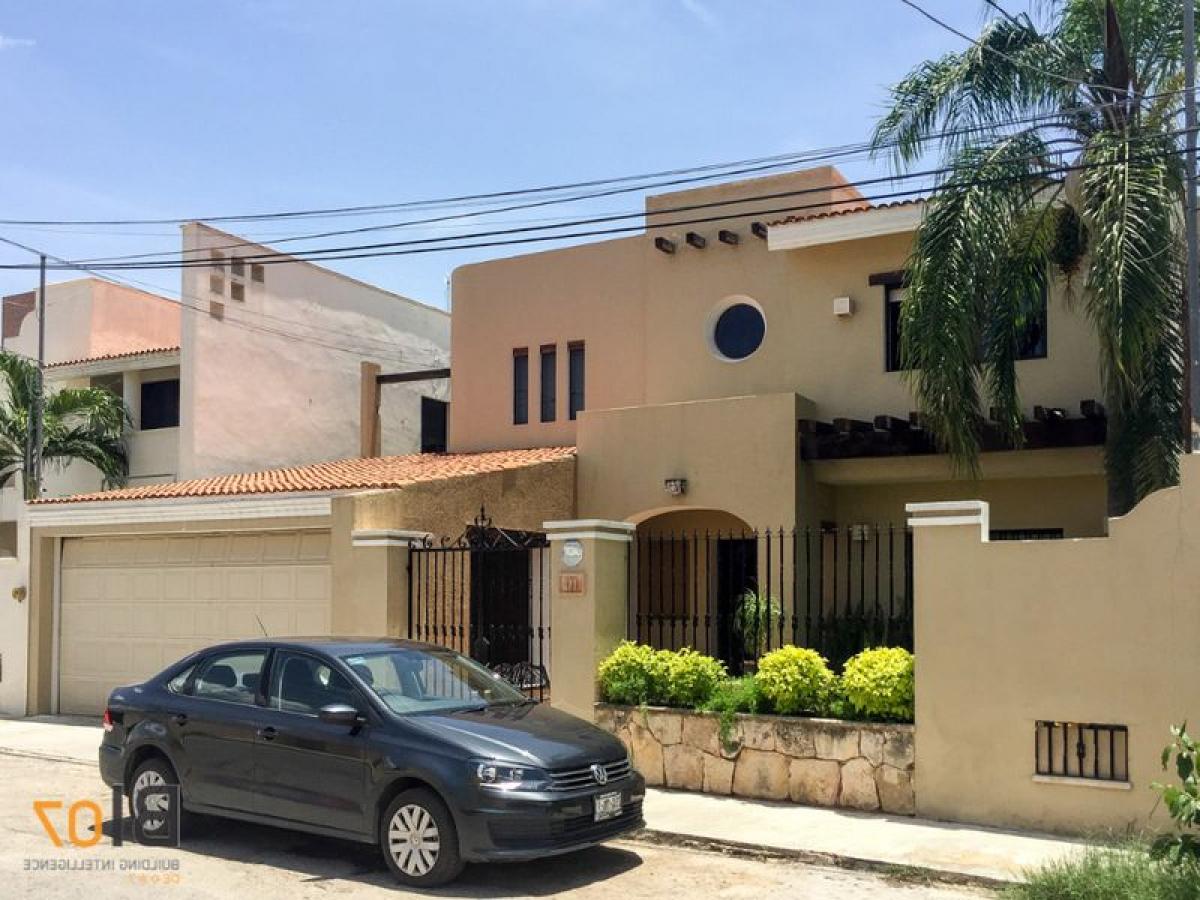 4 bedrooms House in Yucatan, Mexico No. 155469