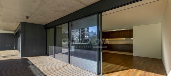 2 bedrooms Apartment in Porto, Portugal No. 132506 8