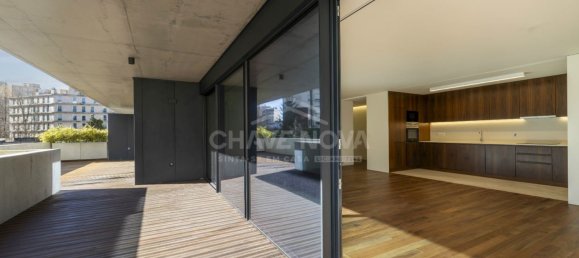 2 bedrooms Apartment in Porto, Portugal No. 132506 6