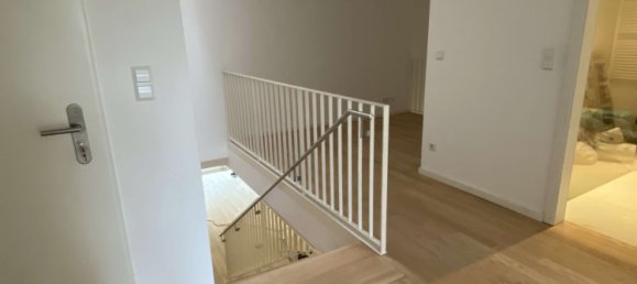 3 Schlafzimmer Doppelhaus in Altona, Germany, Nr. 337951 7