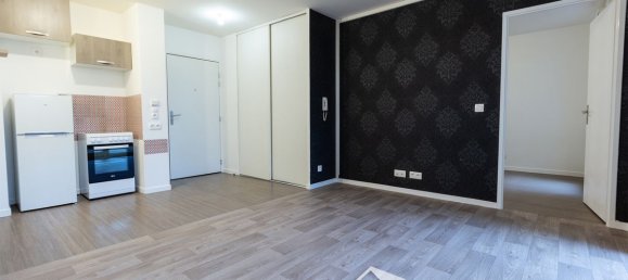1 bedroom Apartment in Jouy-le-Moutier, France No. 144578 5