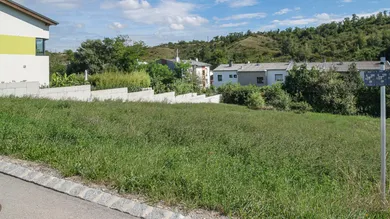  Land in Neusiedl am See, Austria No. 122735