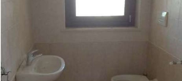 3-salle Appartement à Lariano, Italy No. 297125 12