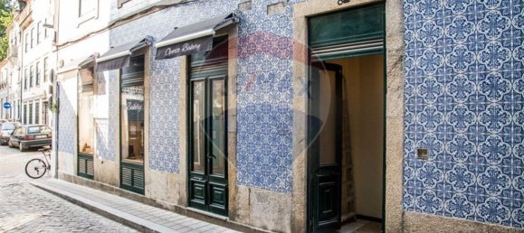 273m² Building in Porto, Portugal No. 34859 13