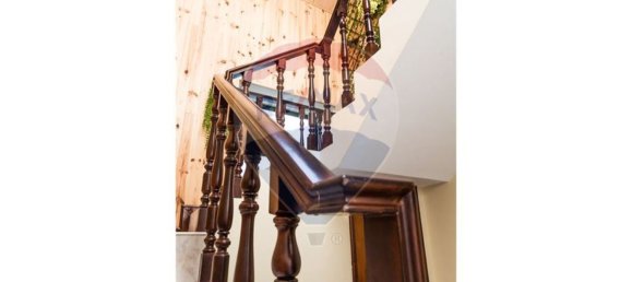 273m² Building in Porto, Portugal No. 34859 10