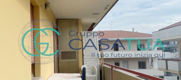 4 rooms Apartment in Alba Adriatica, Italy No. 156689 2