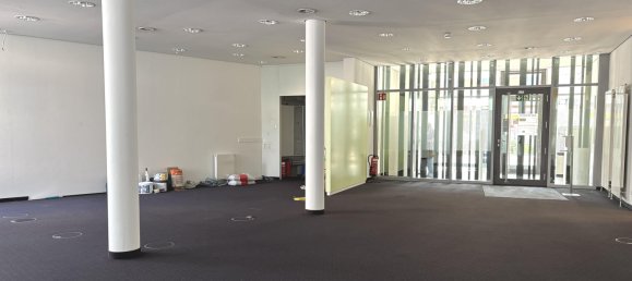 8غرفة بناية في Stuttgart, Germany رقم 360202 6