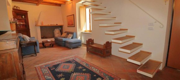 Apartamento de 3 divisões em Tolfa, Italy N.º 80733 5