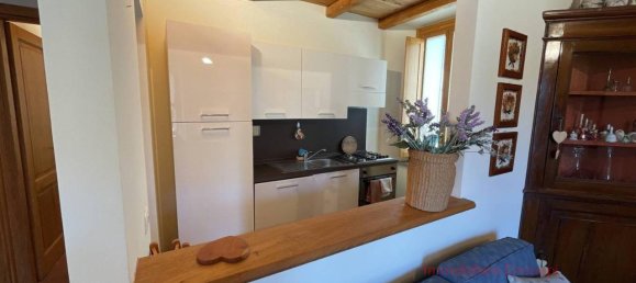 Apartamento de 3 divisões em Tolfa, Italy N.º 80733 12