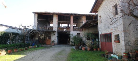 4 rooms Apartment in Udine, Italy No. 64029 35