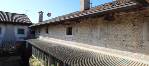 4 rooms Apartment in Udine, Italy No. 64029 24