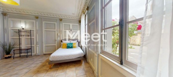 Studio in Honfleur, France, Nr. 354998 2