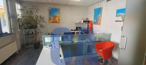 Edifício de 1 divisão em Cologno Monzese, Italy N.º 234035 3