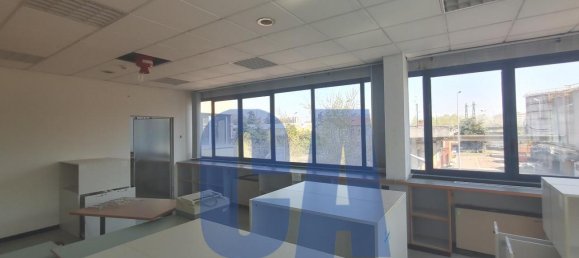 Edifício de 1 divisão em Cologno Monzese, Italy N.º 234035 6