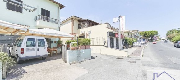 2 rooms Commercial property in Albano Laziale, Italy No. 302262 24