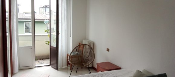 3-Zimmer Wohnung in Milan, Italy, Nr. 250723 24