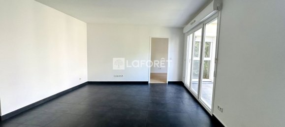 3 bedrooms Apartment in Nanterre, France No. 296583 4