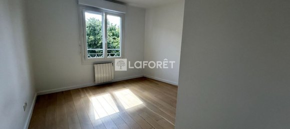 3 bedrooms Apartment in Nanterre, France No. 296583 12