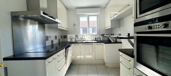 3 bedrooms Apartment in Nanterre, France No. 296583 7