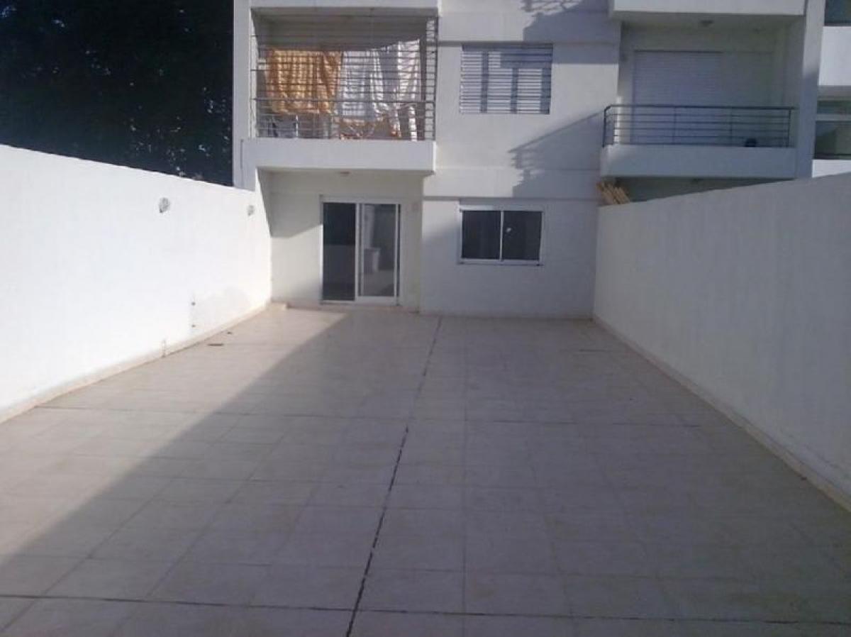 Estudio en Santa Fe, Argentina No. 3716