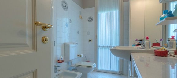 12 rooms Villa in Comacchio, Italy No. 33537 36