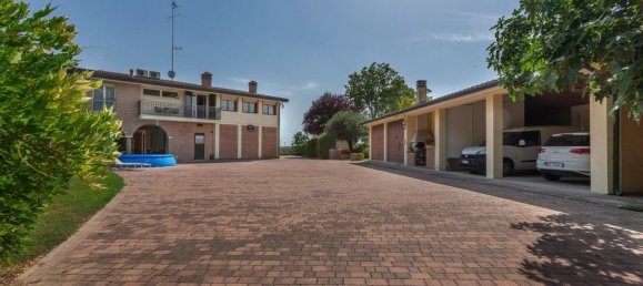 12 rooms Villa in Comacchio, Italy No. 33537 37