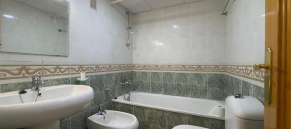 Apartamento de 2 dormitorios en Alicante, Spain No. 153665 11