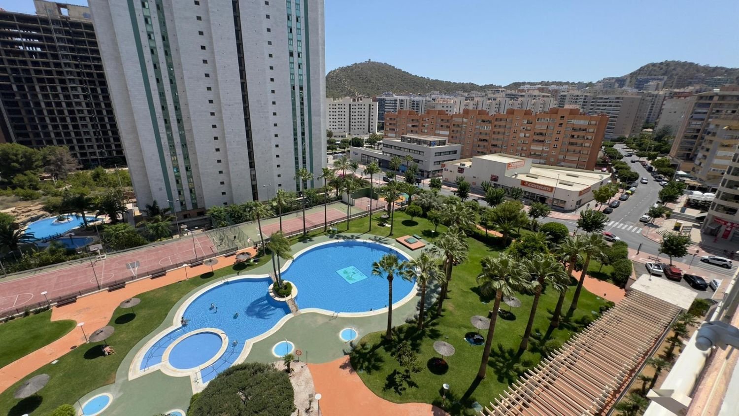 Apartamento de 2 dormitorios en Alicante, Spain No. 153665
