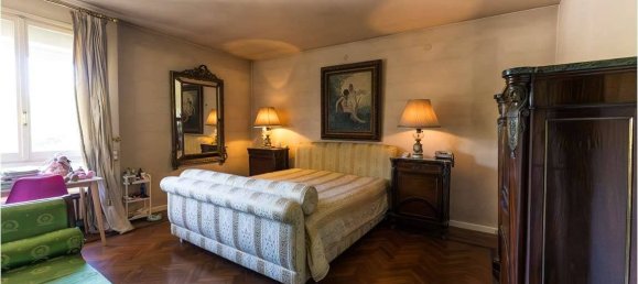 5 bedrooms Penthouse in Modena, Italy No. 260891 10