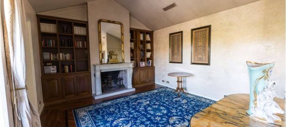 5 bedrooms Penthouse in Modena, Italy No. 260891 15