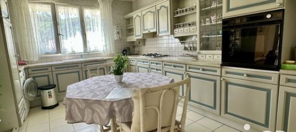 4 bedrooms House in Narbonne, France No. 312957 5