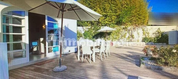 Villa de 5 dormitorios en Lucca, Italy No. 330046 7