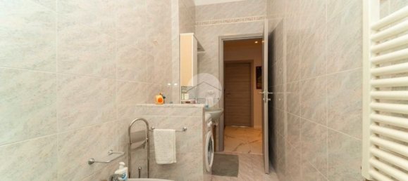 3 rooms Apartment in Turin, Italy No. 307008 28