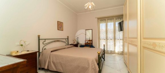 3 rooms Apartment in Turin, Italy No. 307008 15