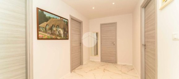 3 rooms Apartment in Turin, Italy No. 307008 19