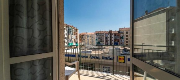 3 rooms Apartment in Turin, Italy No. 307008 7