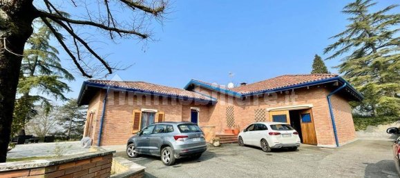 4 bedrooms Villa in Alessandria, Italy No. 59292 2