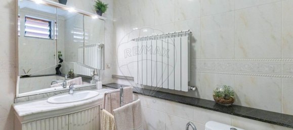 Дом с 3 спальнями в Порту, Португалия № 177223 28