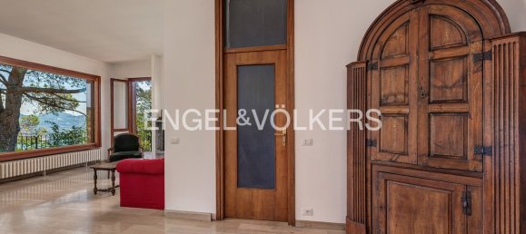 5 bedrooms Villa in Galbiate, Italy No. 309800 13