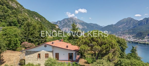 5 bedrooms Villa in Galbiate, Italy No. 309800 5