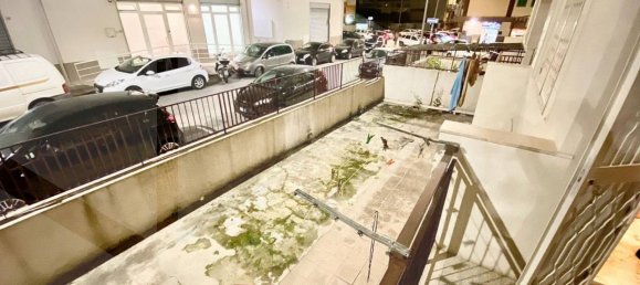 3 rooms Apartment in Molfetta, Italy No. 20755 11