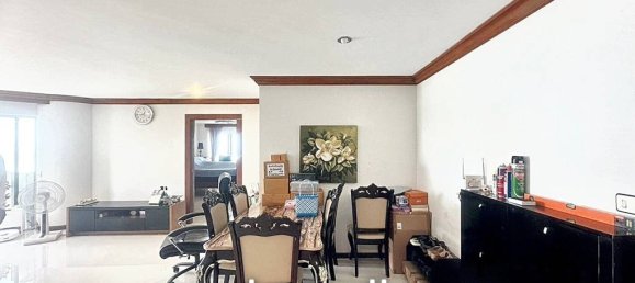 3 bedrooms Condo in Pattaya, Thailand No. 13197 2