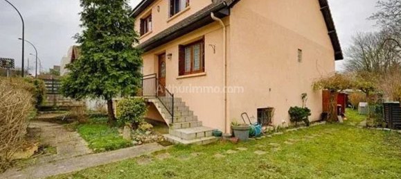 4 bedrooms House in Champigny-sur-Marne, France No. 129913 5