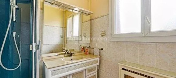 4 bedrooms House in Champigny-sur-Marne, France No. 129913 12